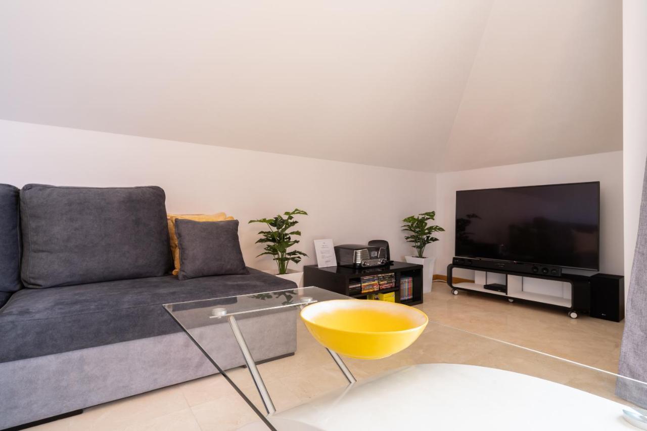 Santa Luzia View Apartamento